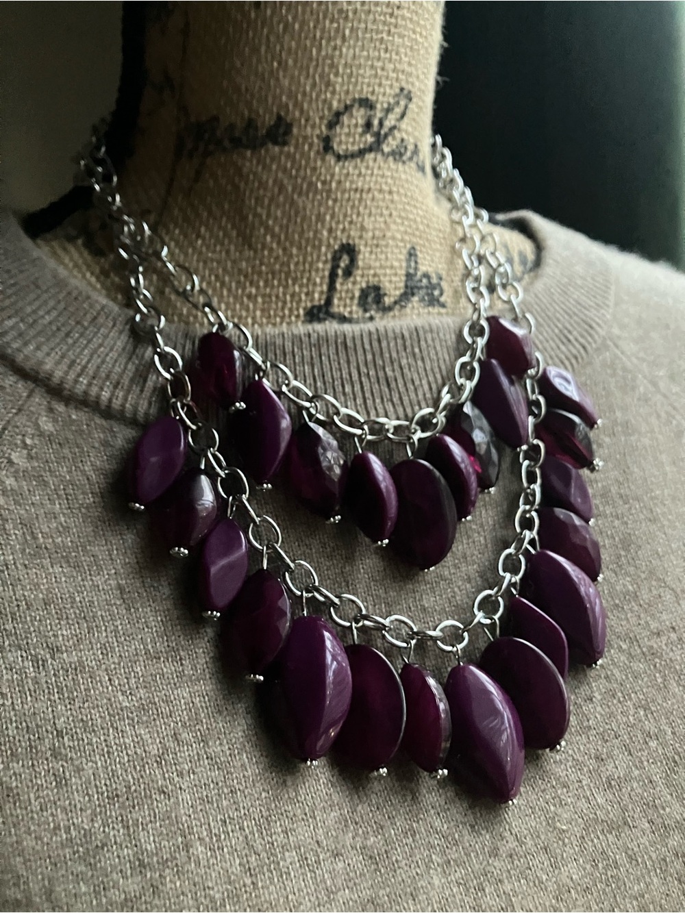 Plum purple acrylic beaded necklace